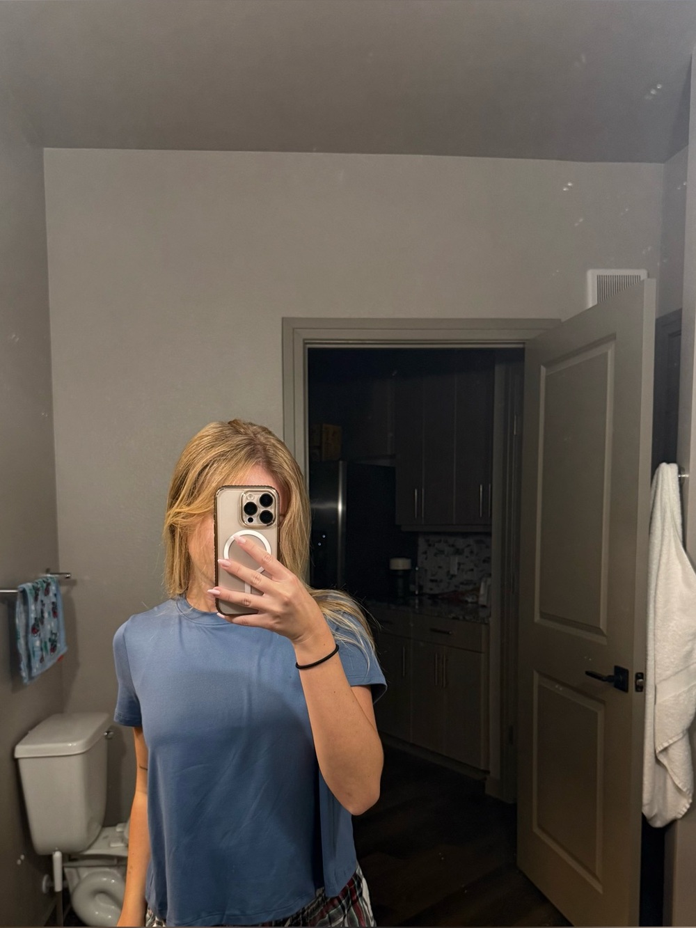 Blue crew neck workout top